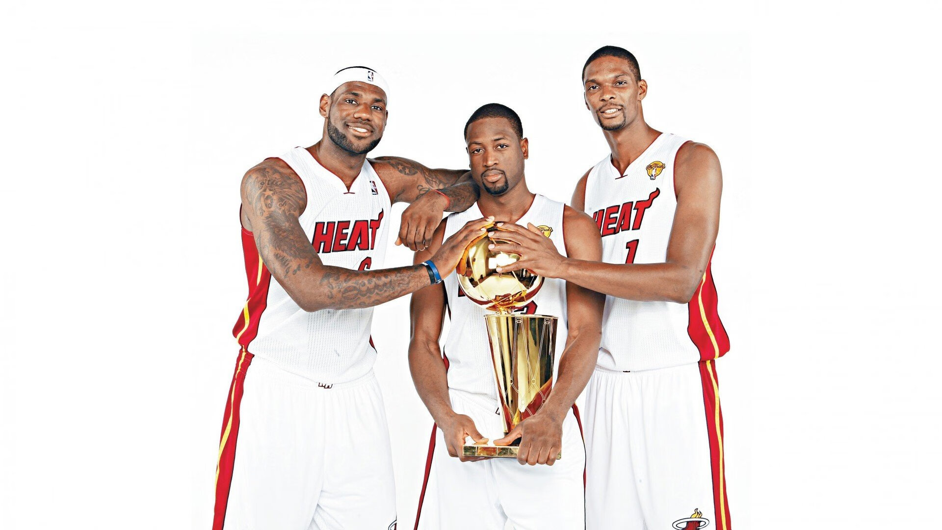 跨界风暴，当灰熊鏖战戈壁，利拉德驶入F1弯道