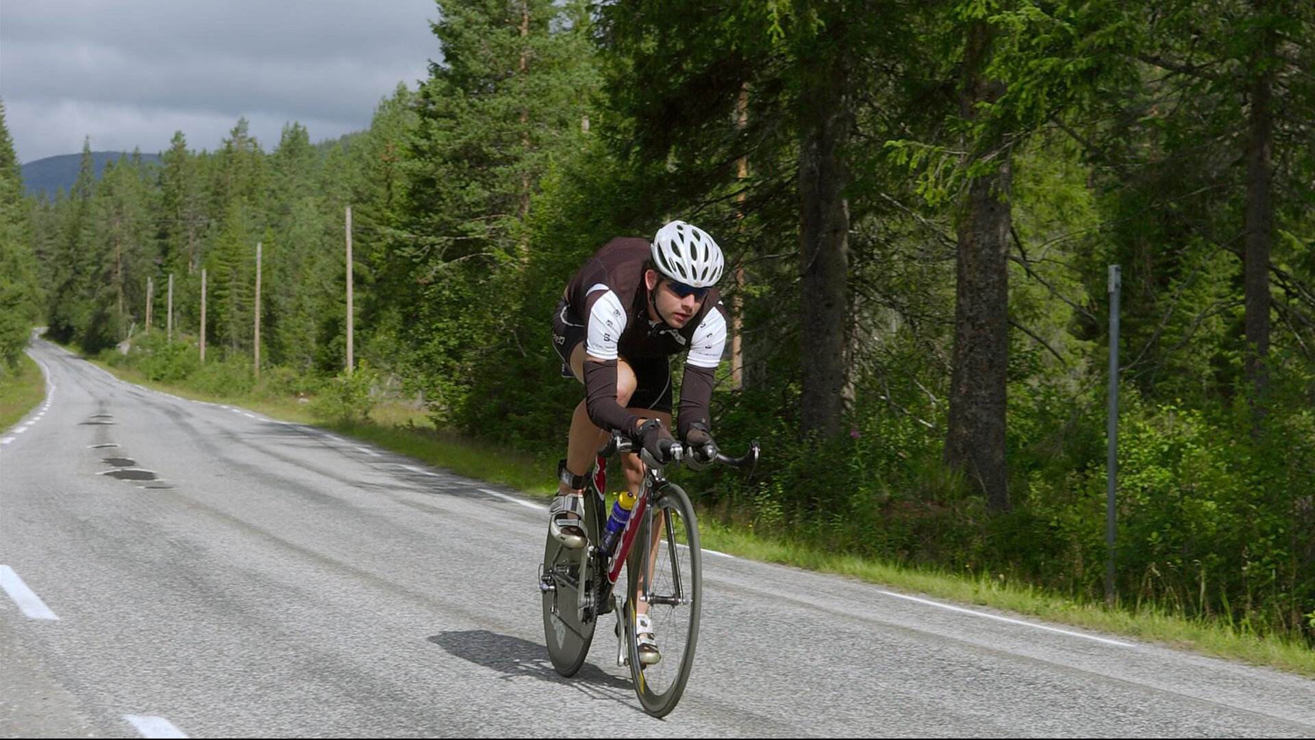 开云体育下载-世界排名争夺战之夜，奥斯梅恩关键进球定乾坤